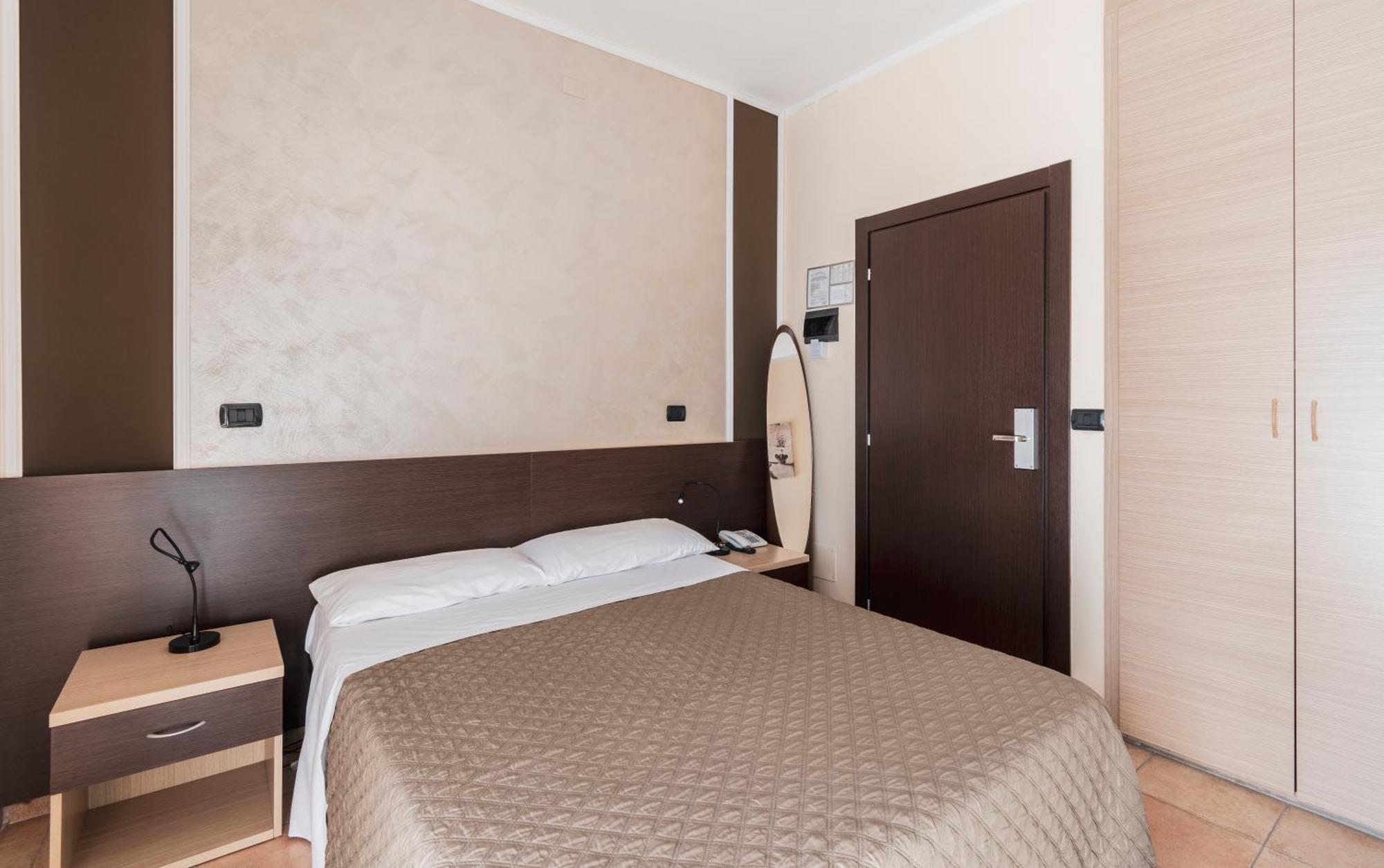 Hotel Gabrini Marina di Massa Eksteriør billede